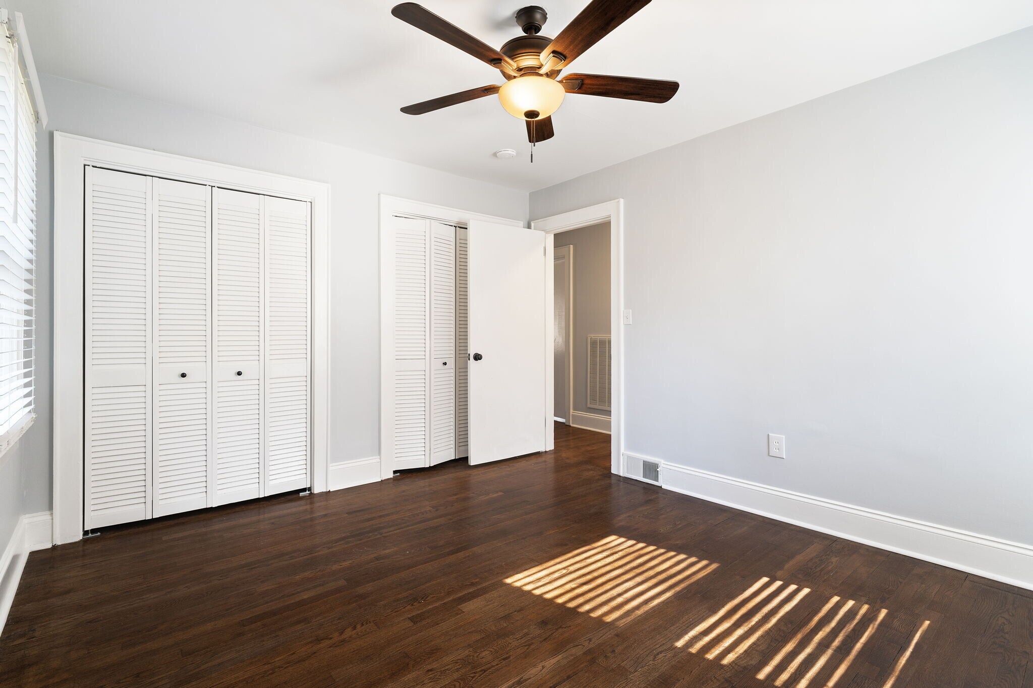 Bedroom - 415 Hudson St