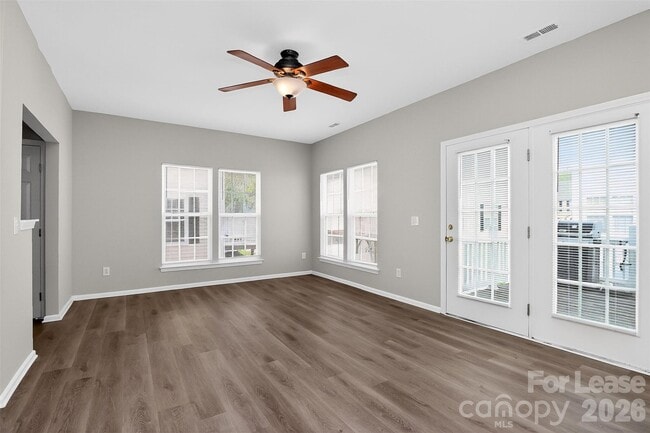 Building Photo - 12337 Verdant Ct