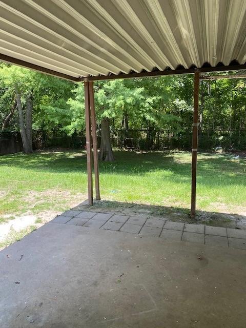 Building Photo - 16115 Woodlawn Acres Ave