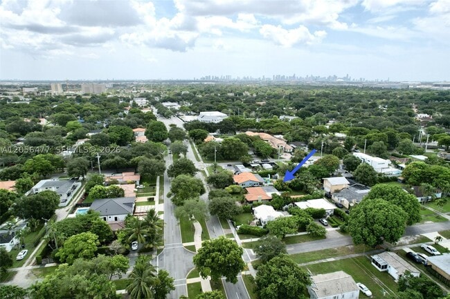 Building Photo - 550 Westward Dr