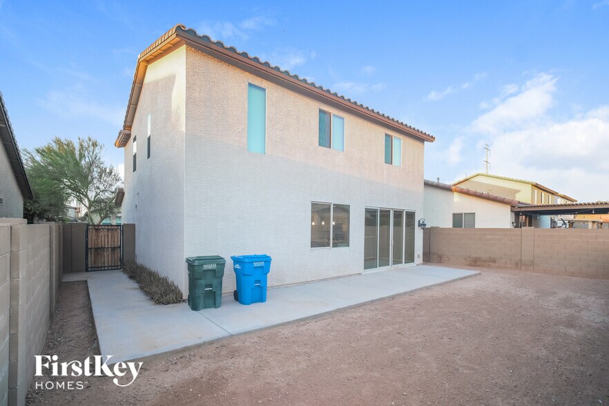 Building Photo - 4813 W Lydia Ln