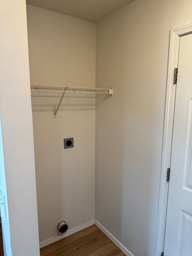 Building Photo - Gorgeous 3 Bedroom home for rent in Nixa, MO!