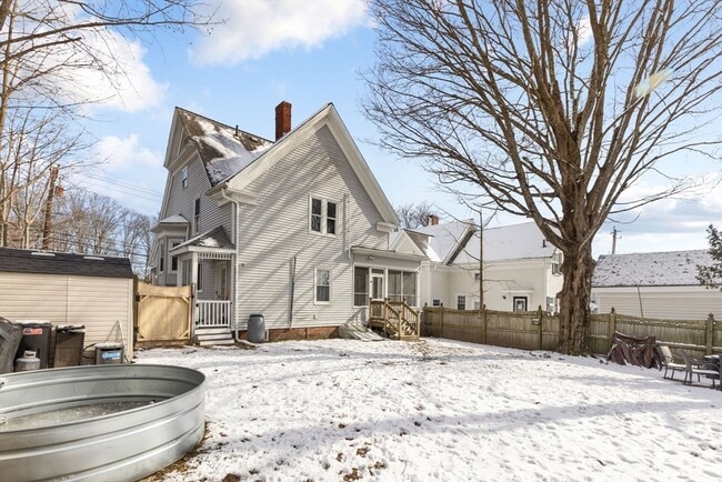 Building Photo - 85 Bedford St