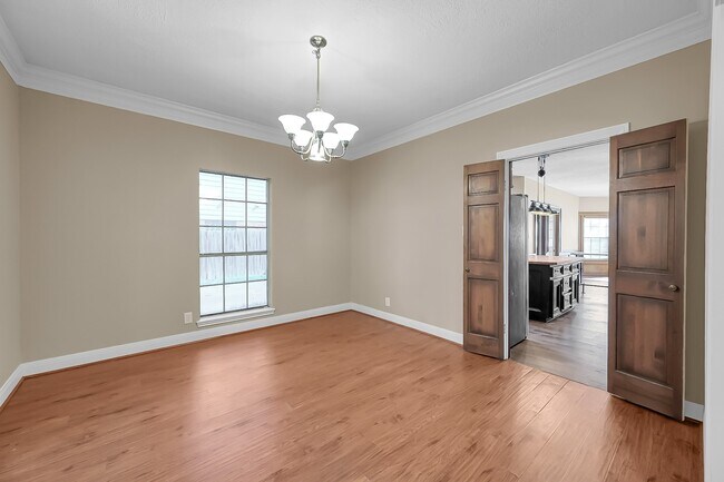 Building Photo - 1807 Brookchester Dr