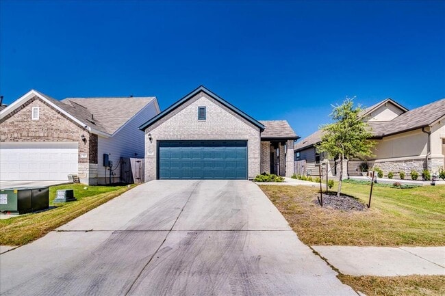 Building Photo - 802 Papaya Dr