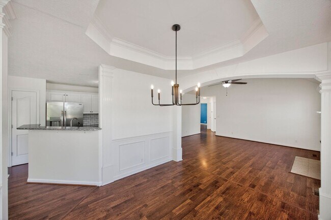 Building Photo - 197 Red Jacket Trce