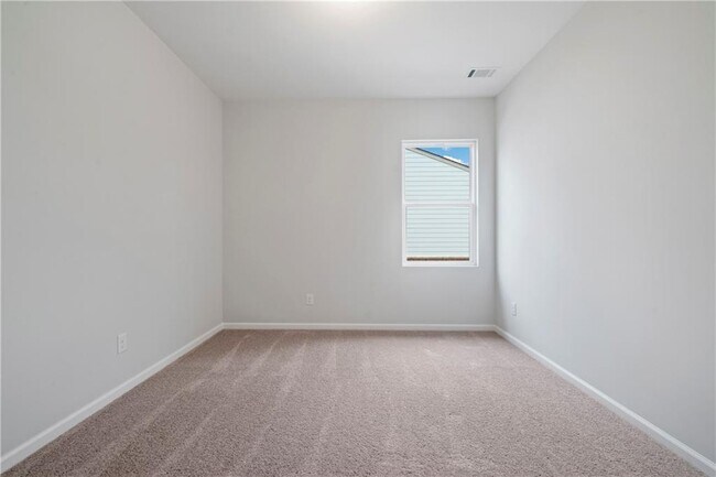 Building Photo - 2320 Whistler Wy NE