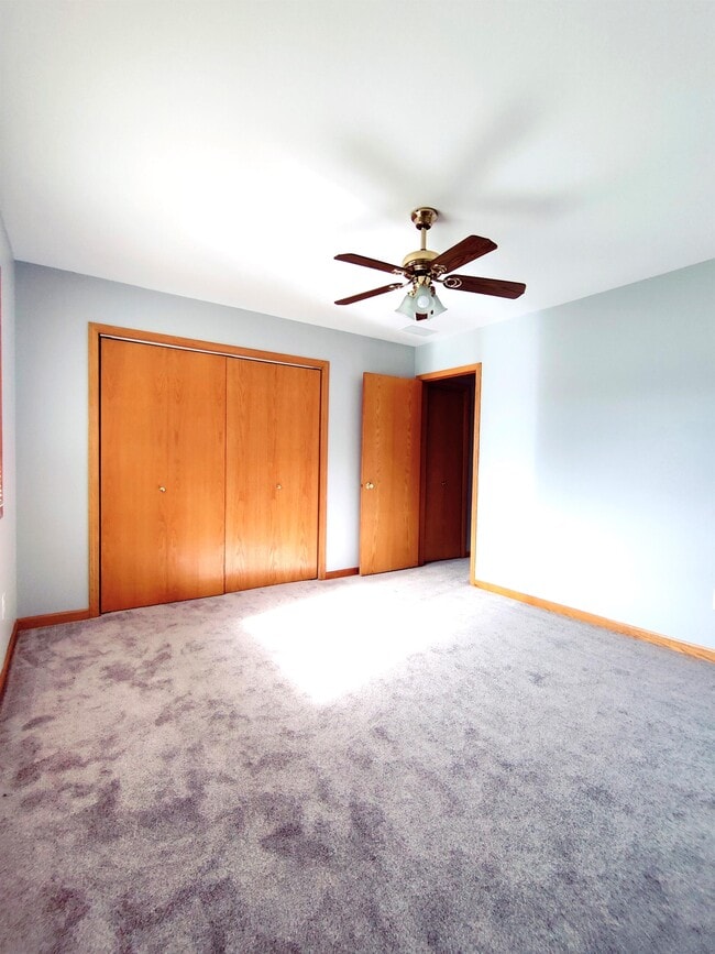 Building Photo - 1362 Grace Cir