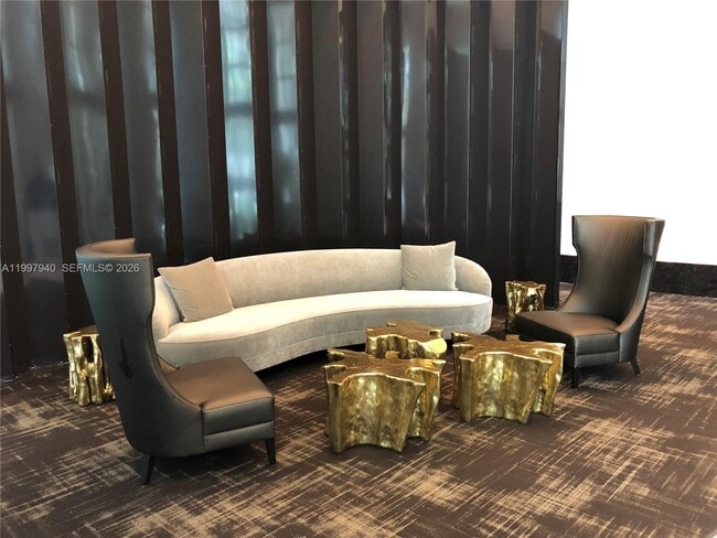 Building Photo - 951 Brickell Ave