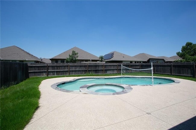 Building Photo - 8238 Arezzo Dr