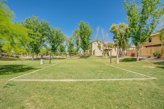 Building Photo - 4203 E Los Altos Rd