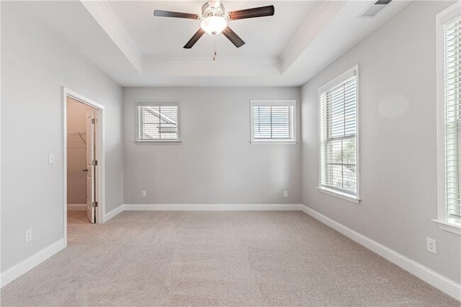 Building Photo - 5051 Pinckney Ln