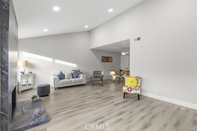 Building Photo - 1353 Termino Ave