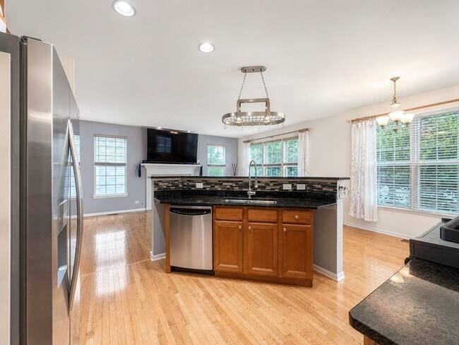 Building Photo - Spacious 4 Bed / 3.5 Bath Home with Finished Basement & Community Amenities in Wadsworth!