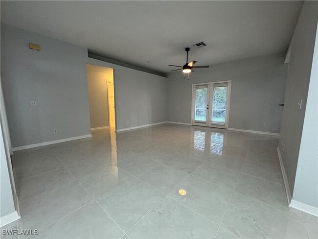 Building Photo - 4649 Santiago Ln