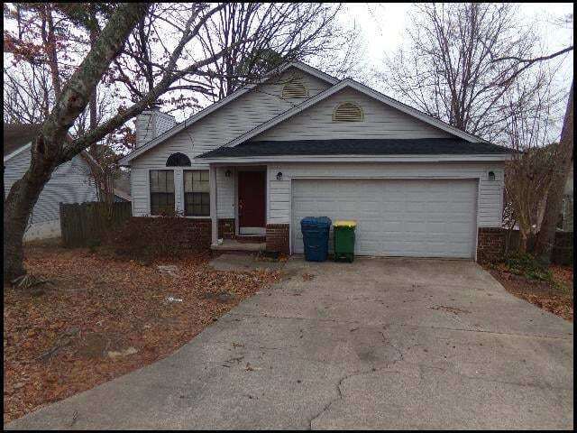 Building Photo - 1801 Mesquite Cir