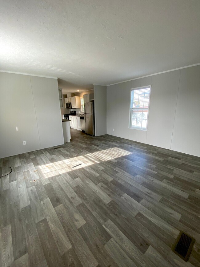 Building Photo - 2128 N Sheeran Dr