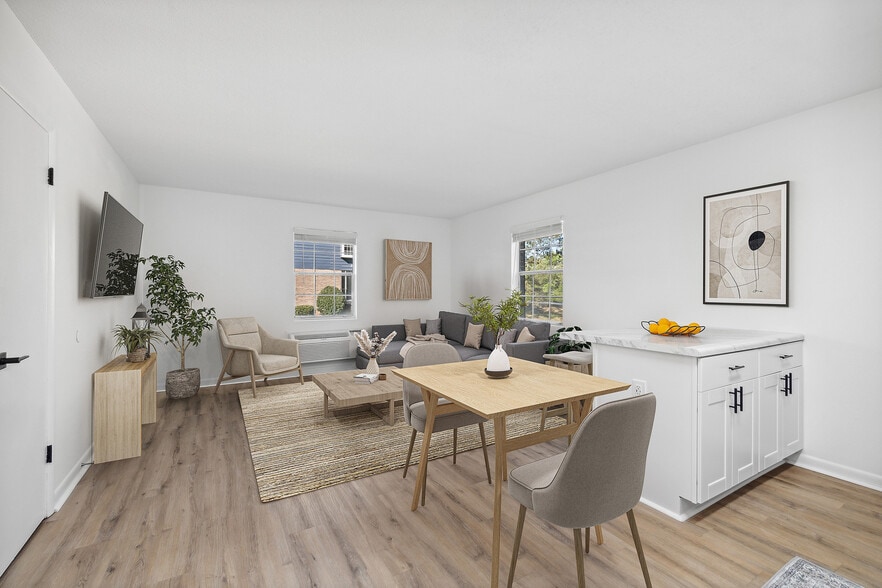 Interior Photo - ReNew West Durham