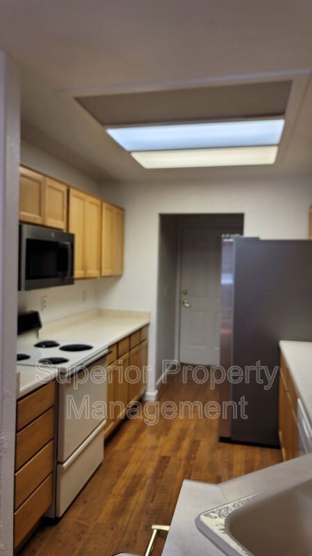 Building Photo - 2619 Sagebrush Ave