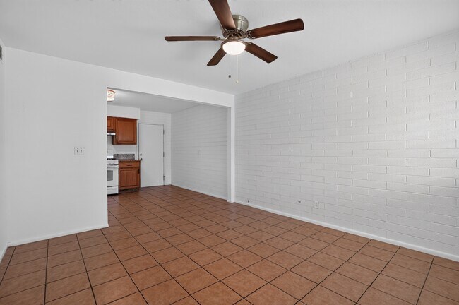 Building Photo - 4214 N 17th St