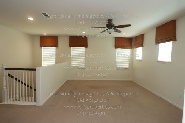 Building Photo - 509 S Trident St