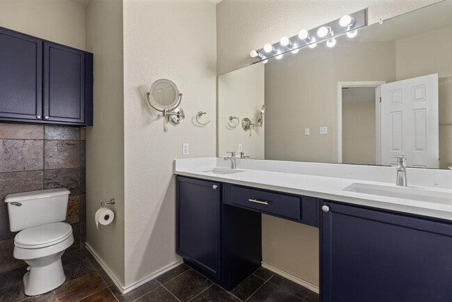 Building Photo - 3812 Eagles Nest St
