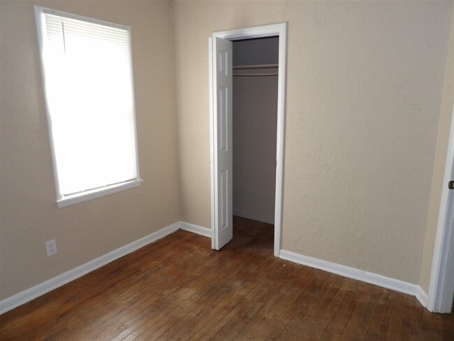 Building Photo - 2511 NW 14th St