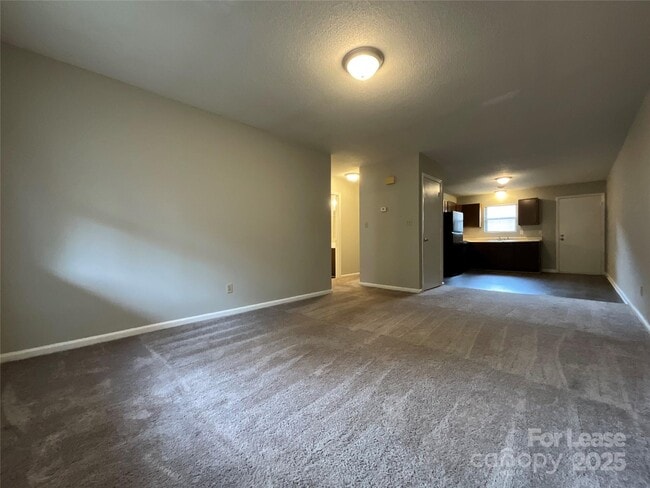 Building Photo - 201 Arthur Dr