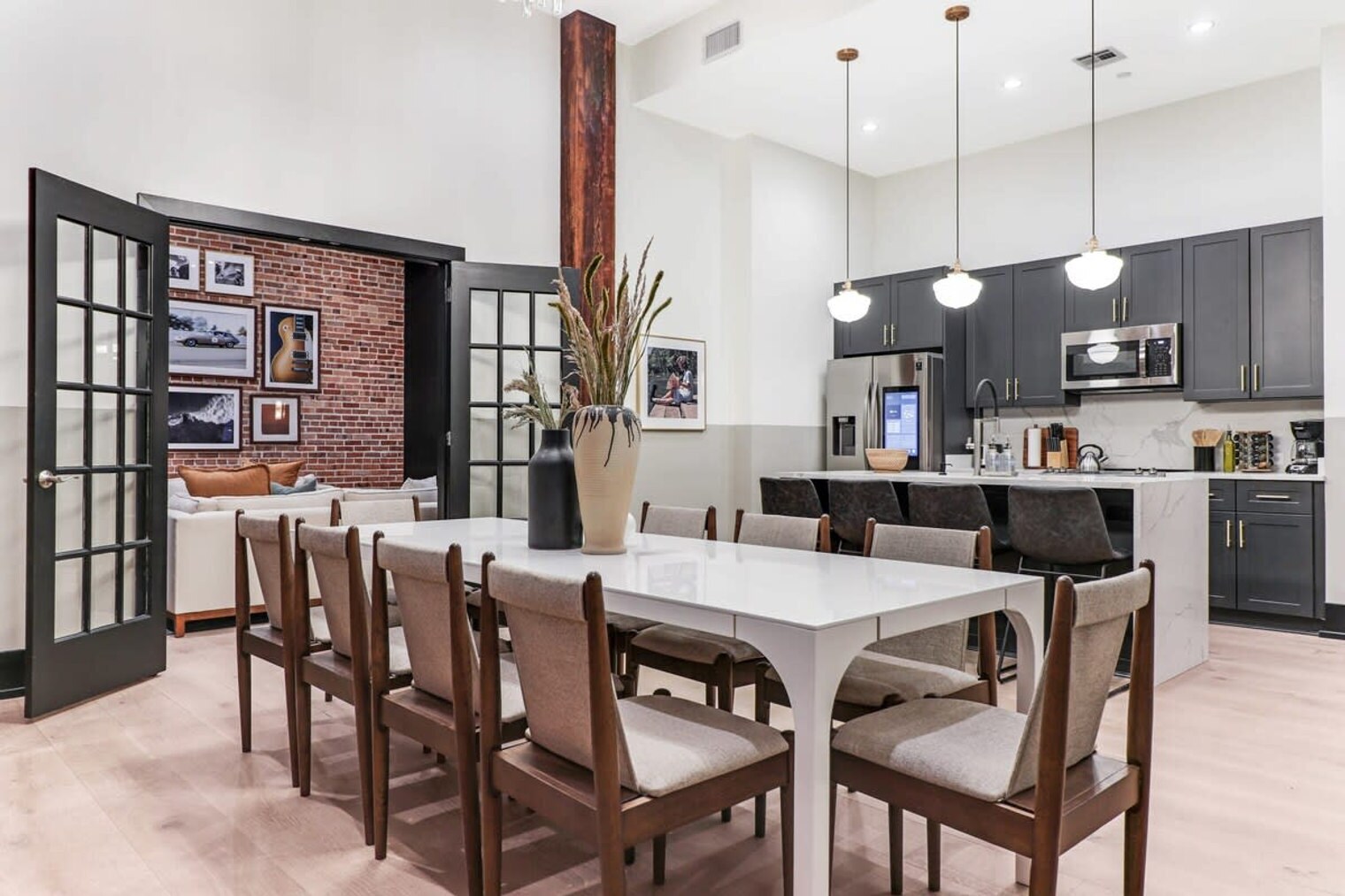 Building Photo - 1148 S Peters St