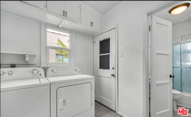 Building Photo - 6369 Orange St