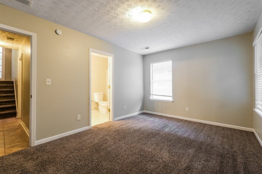 Building Photo - 7038 Shenandoah Trail