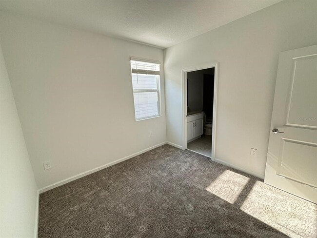 Building Photo - 2026 Rider Rain Ln
