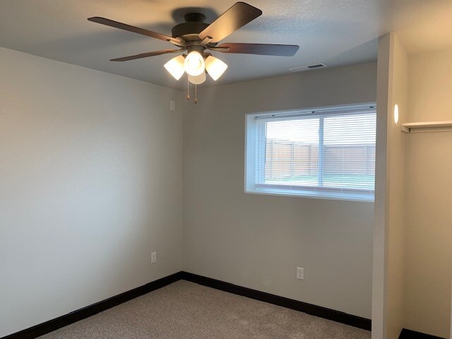 Building Photo - 528 Bull Run Dr