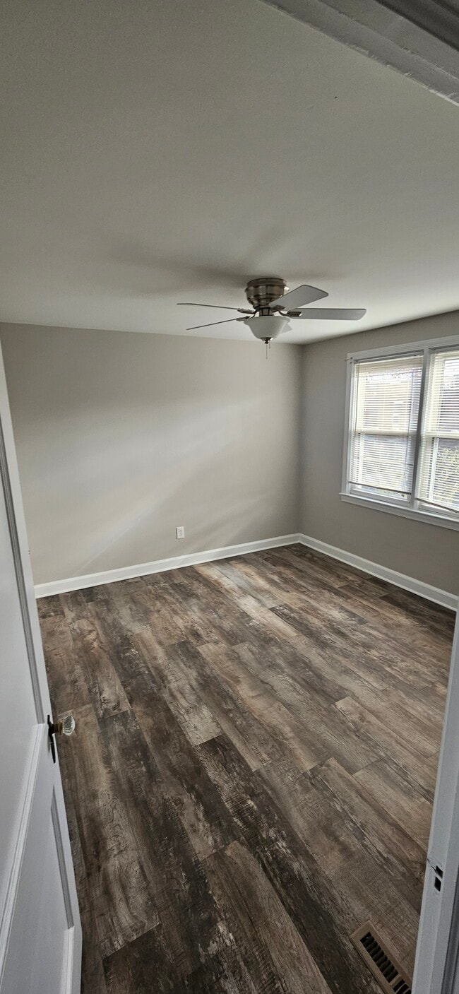 Building Photo - 534 E Frederick St