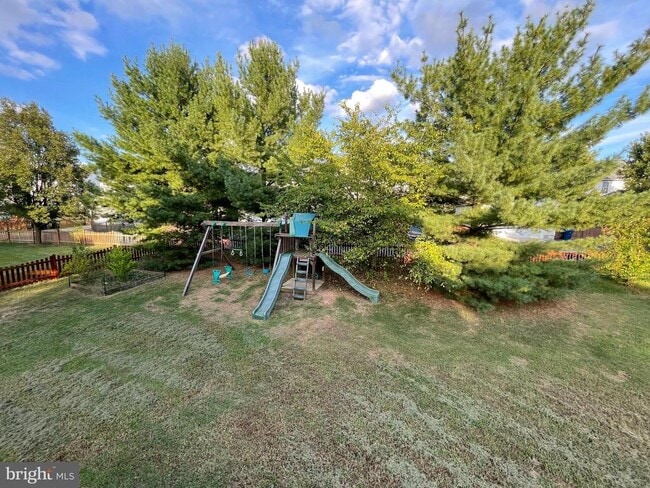 Building Photo - 43455 Quigley Ln