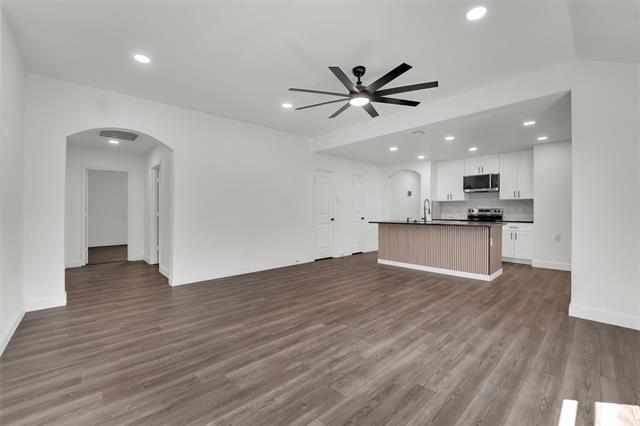 Building Photo - 1810 Prairie View Dr