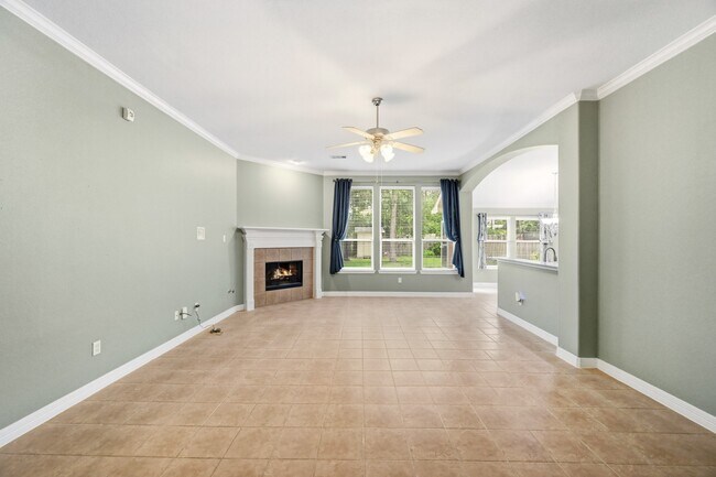 Building Photo - 8218 Silver Lure Dr