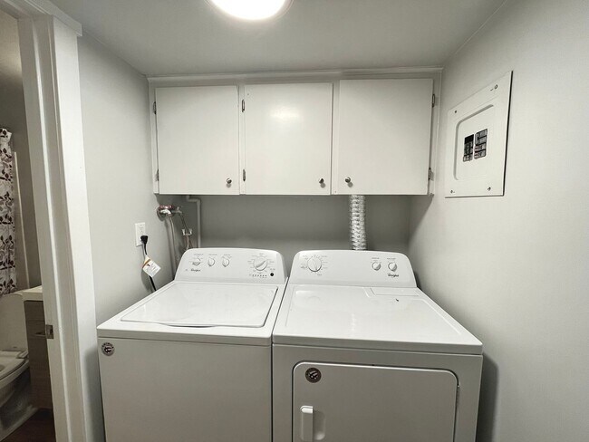 Building Photo - 1-Bedroom Condo in Salt Lake City – Available February 1st!