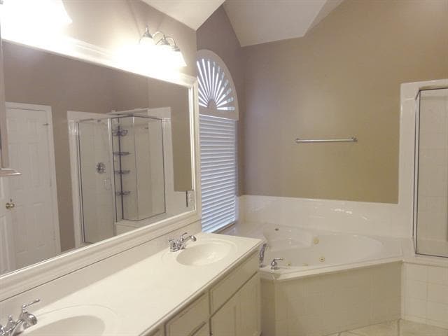 Building Photo - 10711 Sweet Water Dr