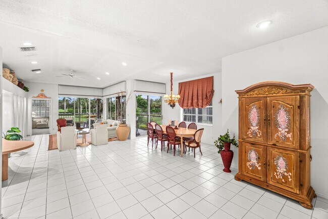 Building Photo - 5184 Lake Catalina Dr N