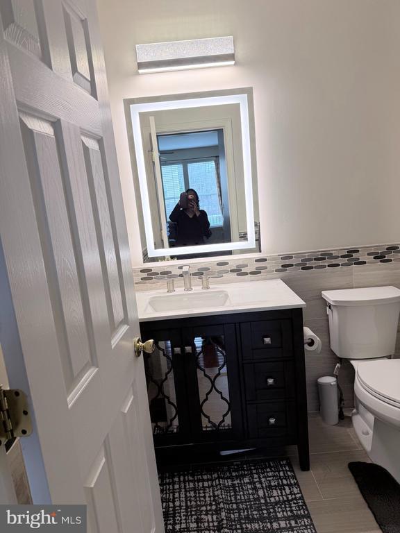 Building Photo - 413 Ruby Rd