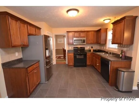 Building Photo - 179 Lochwood Dr