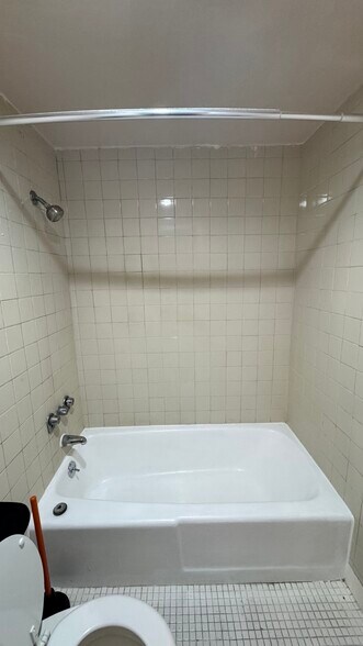 Building Photo - 7520 Hornwood Dr