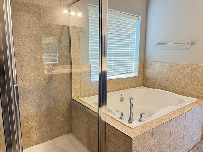 Building Photo - 2483 Santa Barbara Loop