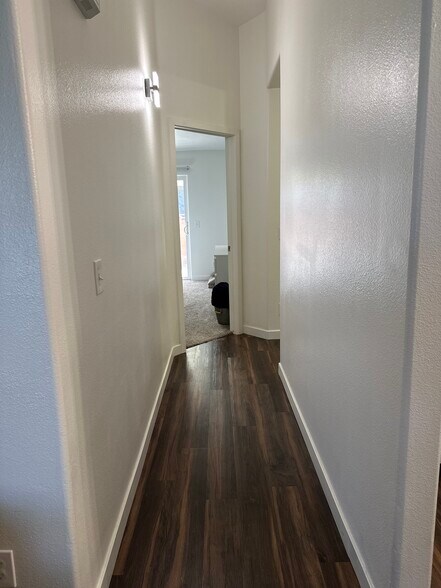 Building Photo - 357 S 6150 W