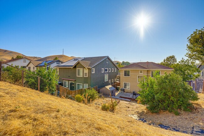 Building Photo - 140 Lawlor Ct