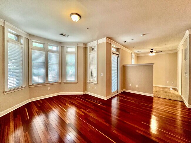 Building Photo - MYERS PARK! Welcome to your new home in Charlotte, NC!