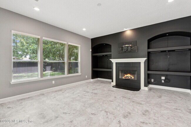 Building Photo - 14617 E Zachary Dr
