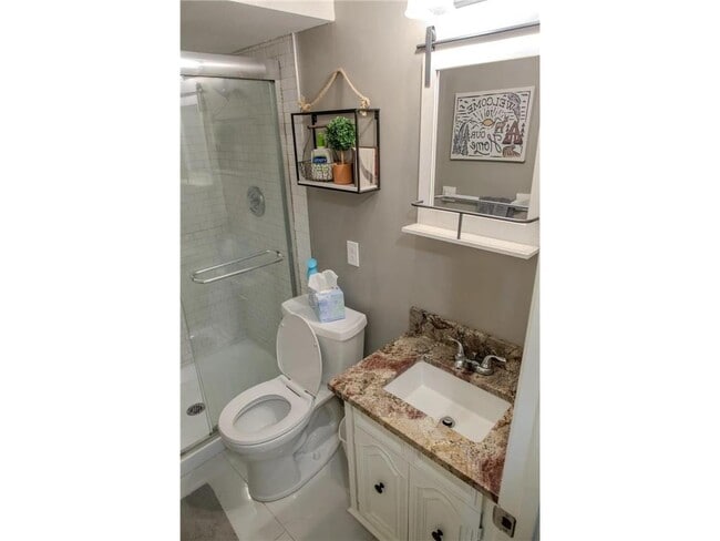 Building Photo - 7589 Zinnia Way N