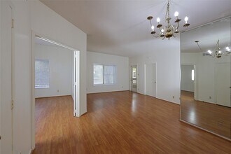 Building Photo - 2209 S Braeswood Blvd